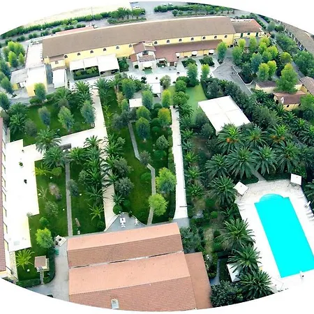 Tenuta San Francesco Hotel 4*