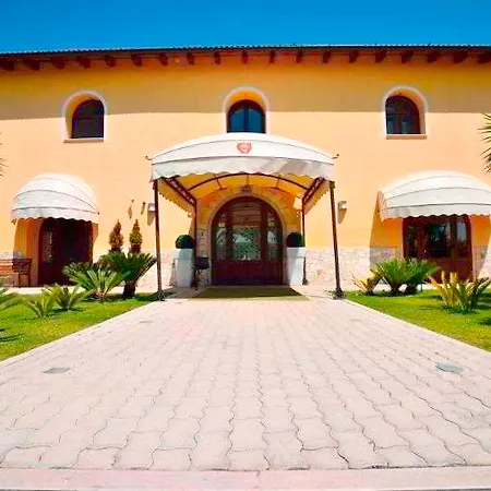 Hotel Tenuta San Francesco 4*