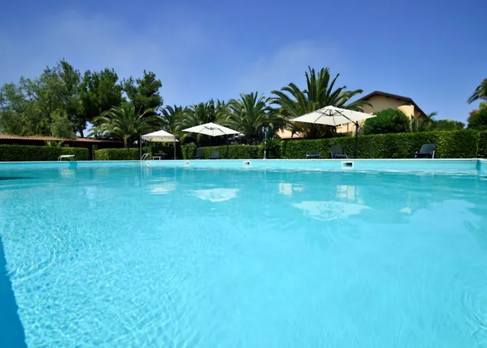 Tenuta San Francesco Hotel 4*
