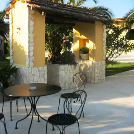 Tenuta San Francesco Hotel 4*
