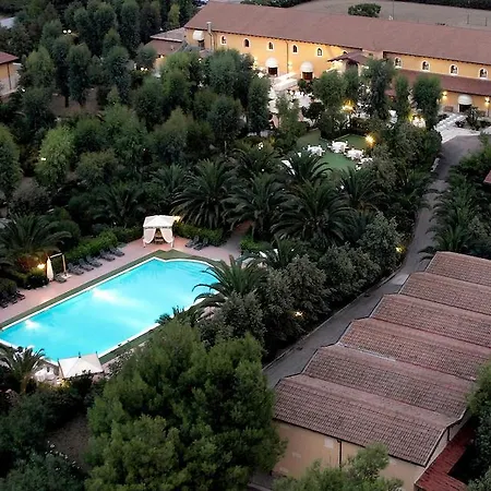 Tenuta San Francesco Отель 4*